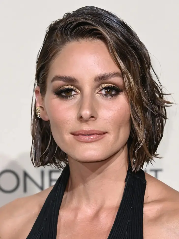 Стрижка боб с эффектом мокрых глянцевых волос модная прическа чтобы изменить имидж