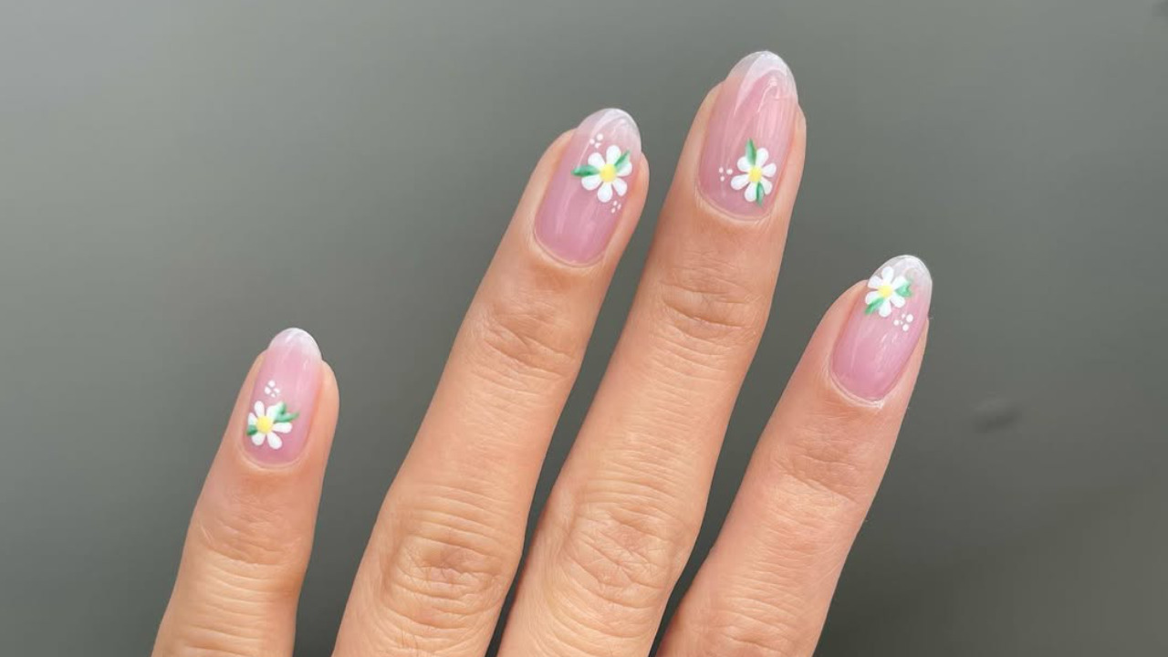 21 вариант маникюра с привлекательным и современным дизайном, который собирает комплименты