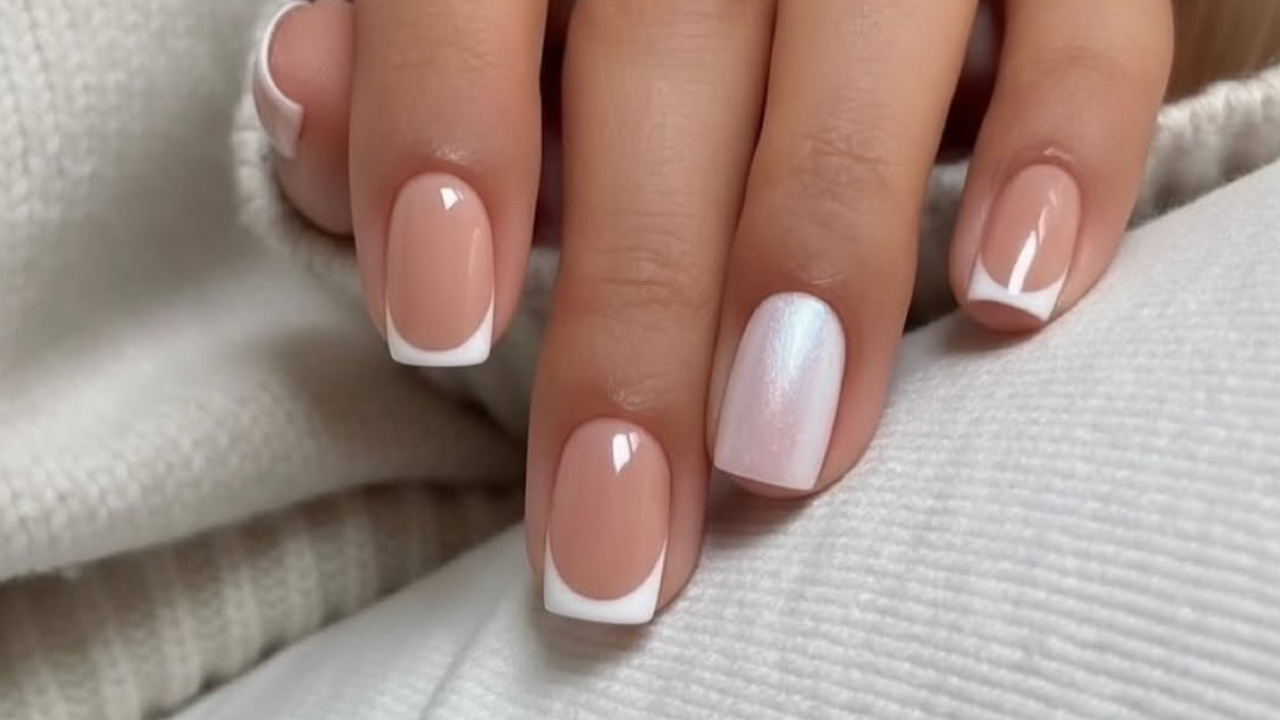 Дорого, но просто: 15 свежих и лаконичных дизайнов маникюра в обновленной эстетике тихой роскоши