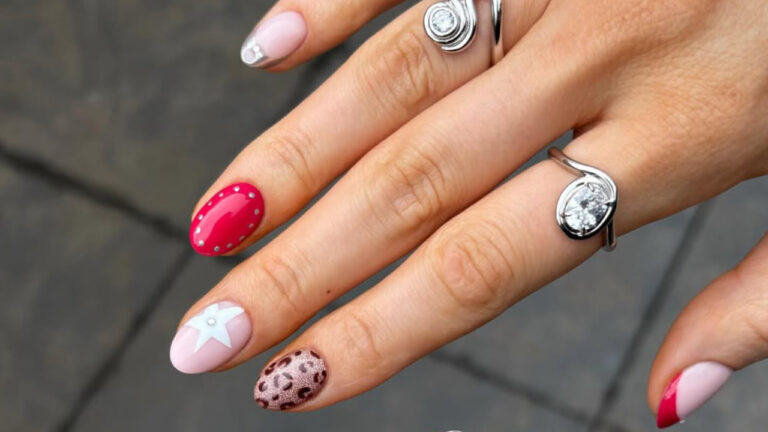 9 свежих идей весеннего френча, которые точно не покажутся вам скучными