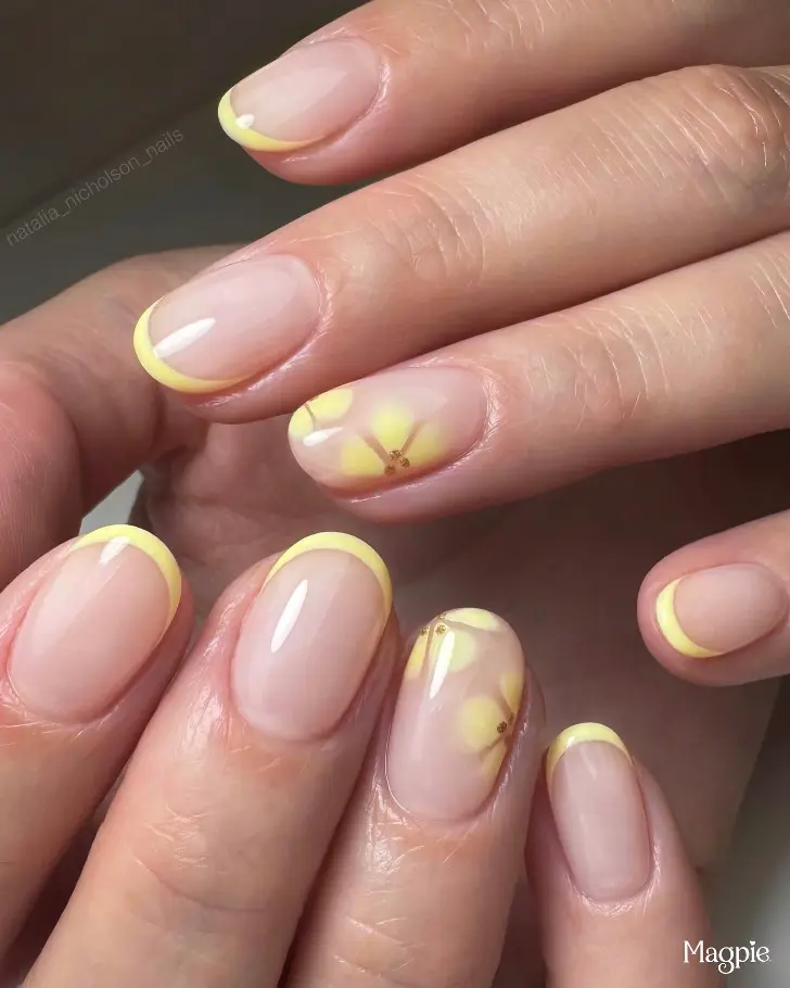 Желтый френч с весенними цветами