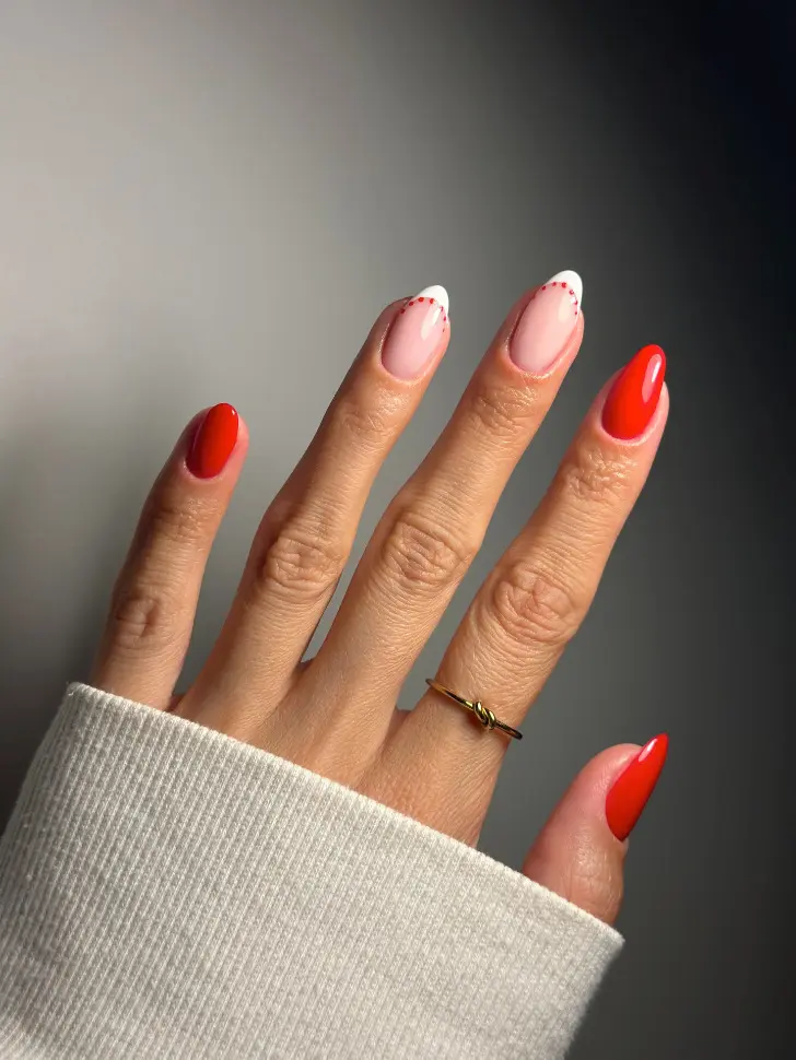 Двойной красно белый френч с аккуратными точками