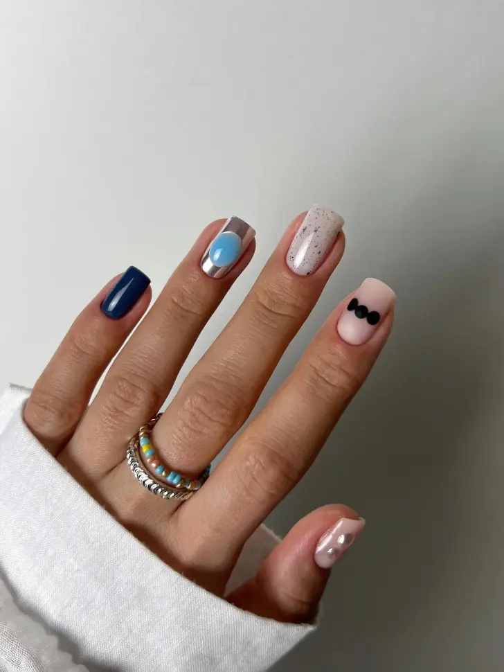 Оригинальная комбинация ногтей для маникюра который впечатляет